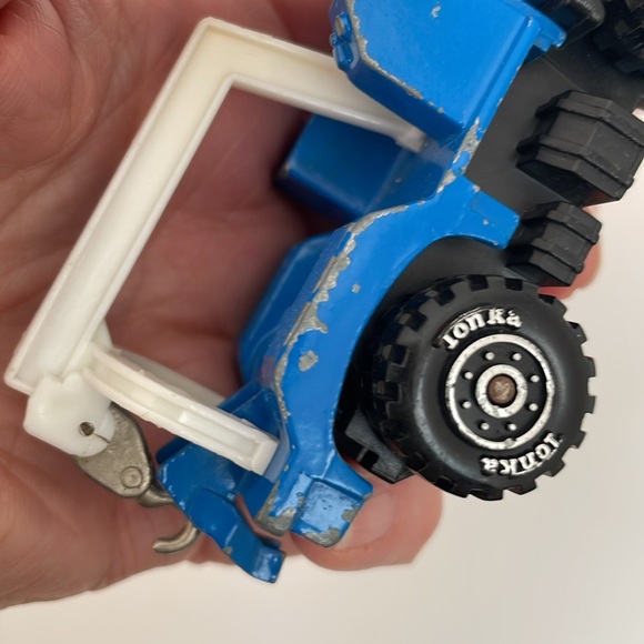 Vintage 1970s made in Japan Tonka Mites Blue Wrecker truck - Picture 16 of 16